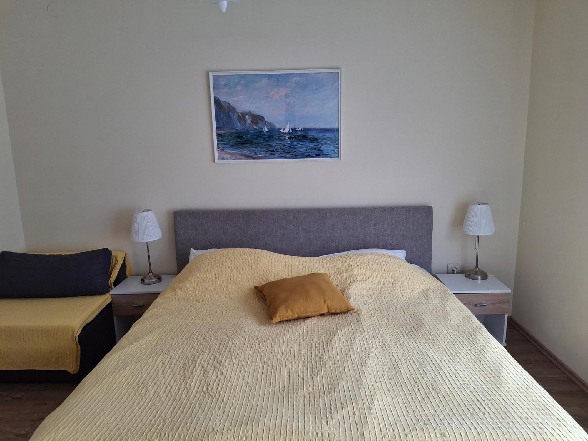 Apartments Orange ロヴラン エクステリア 写真
