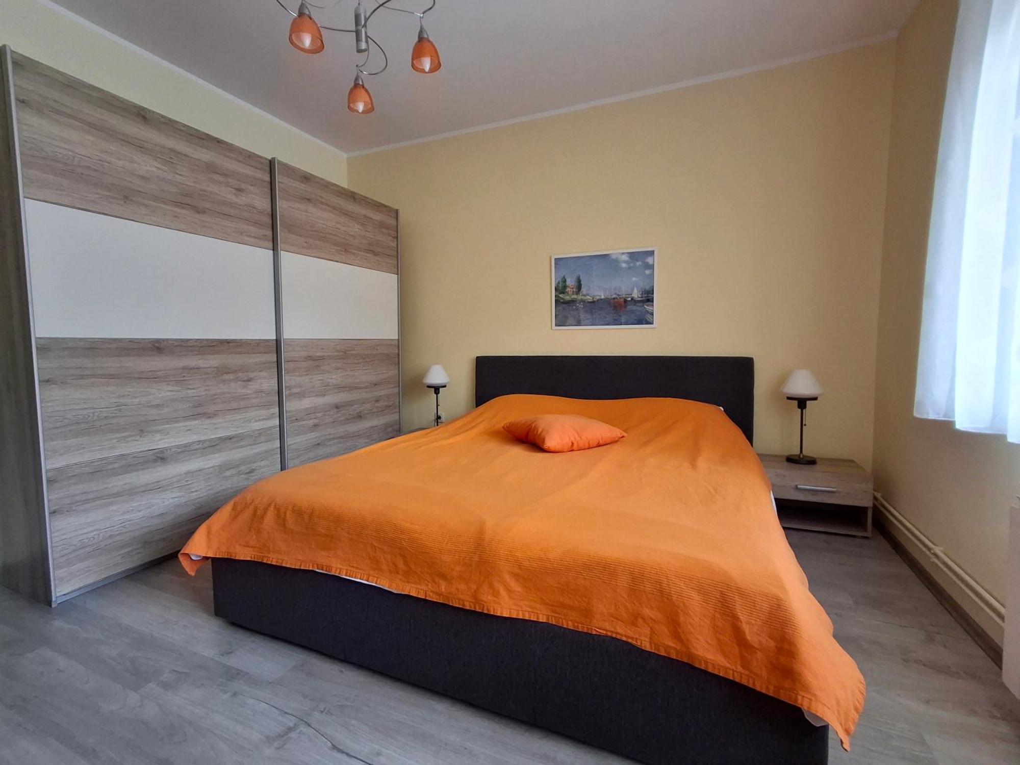 Apartments Orange ロヴラン エクステリア 写真